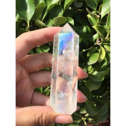 Natūralus mineralas "Modernus obeliskas 9" (kvarco kristalas, 8 cm, 70 g)