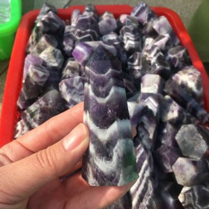 Natūralus mineralas "Modernus obeliskas 13" (ametisto kristalas, 80 g)