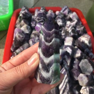 Natūralus mineralas "Modernus obeliskas 13" (ametisto kristalas, 80 g)