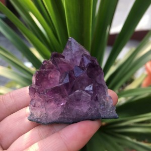 Natūralus mineralas "Svajonė 2" (ametisto kristalas, 50 g)