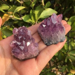 Natūralus mineralas "Violetinė Reiki" (85 g)