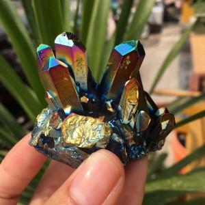 Natūralus mineralas "Vaivorykštinė liepsna" (70 g)