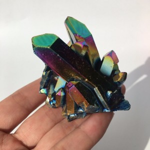 Natūralus mineralas "Vaivorykštinė liepsna 2" (83 g)