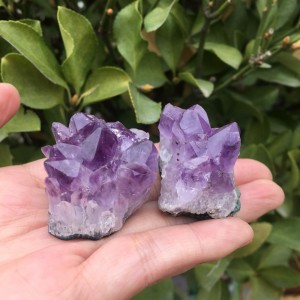 Natūralus mineralas "Violetinė reiki energija" (65 g, 2 vnt)