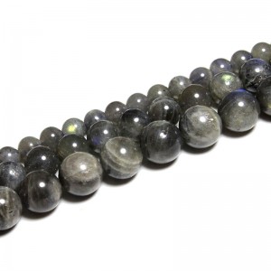 Karoliukai "Tamsioji elegancija 3" (labradoritas)