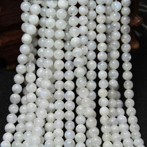 Karoliukai "Šviesos elegancija" (labradoritas)