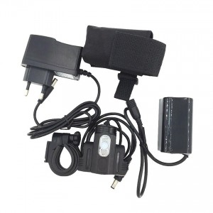 Dviračio prožektorius "Triguba šviesa 2"