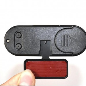 Laikrodis su termometru automobiliui "Naktinis stilius"