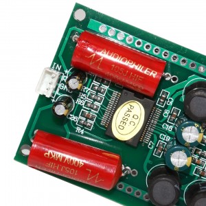 Garso stiprintuvas automobiliui "Bus garsiau"