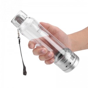 Vandens šildytuvas automobiliui "Aukščiausia klasė 6" (24 V, 75 W, 280 ml)