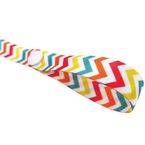 Vežimėlio, kėdutės pakabukas "Spalvoti dryžiukai"