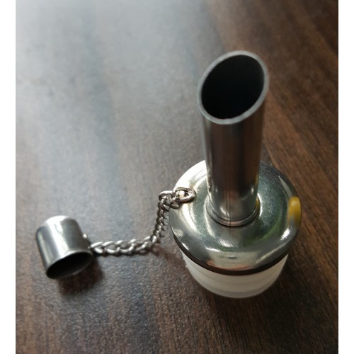 Plieninis butelio kamštelis "Aukščiausia klasė"