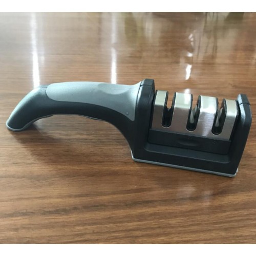 Universalus plieninis peilių galąstuvas "Aukščiausia klasė 3"