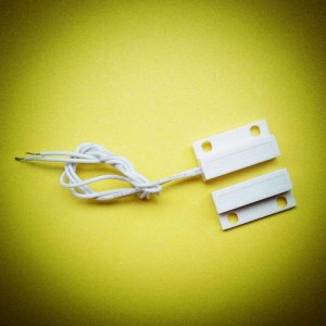 Langų ar durų magnetinis jutiklis "Tikslumo garantas"