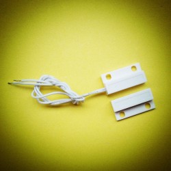 Langų ar durų magnetinis jutiklis "Tikslumo garantas"