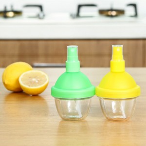 Citrinos išspaustuvas purškiklis "Patogiau nebūna"