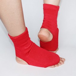 Tekvondo, kikbokso rankų apsaugos sportavimui "Light Guard 14"