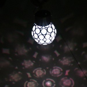 Saulės energija įkraunamas šviestuvas "Stiliaus harmonija"