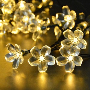 Saulės energija įkraunama girlianda "Puikieji žiedai"