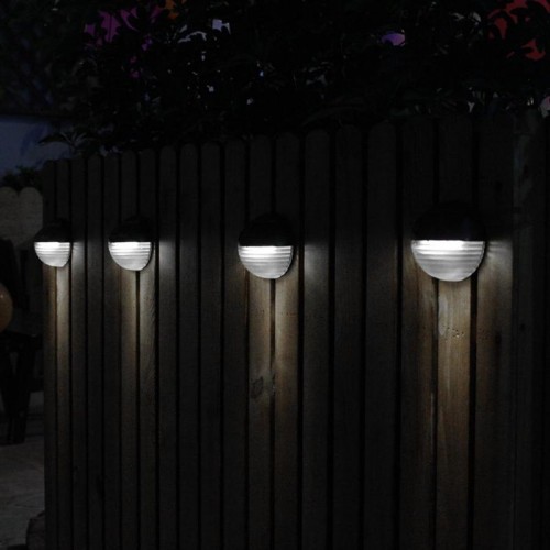 Saulės energija įkraunamas šviestuvas "Modernioji klasika"