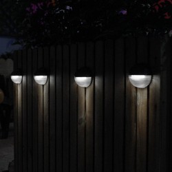 Saulės energija įkraunamas šviestuvas "Modernioji klasika"