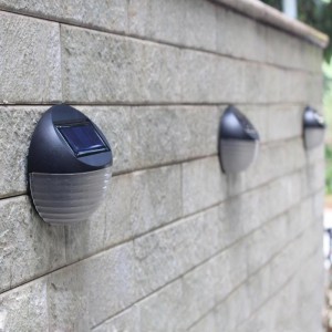 Saulės energija įkraunamas šviestuvas "Modernioji klasika"