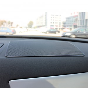 Neslystantis kilimėlis automobiliui "Progresas 4" (27 x 15 cm)