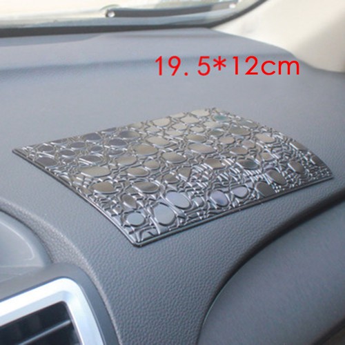 Neslystantis kilimėlis automobiliui "Progresas 10" (19.5 x 12 cm)