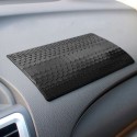 Neslystantis kilimėlis automobiliui "Progresas 11" (19.5 x 12 cm)