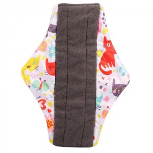 Daugkartinio naudojimo higieniniai įklotai "Mielieji katinukai" (5 vnt.)