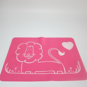 Vaikiškas silikoninis pietų padėkliukas "Puikusis liūtukas 4" (eko draugiškas)