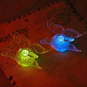 Šviečiantys lipdukai "Šviečiantys drugeliai" (5 vnt.)
