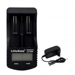 Skaitmeninis baterijų įroviklis "Patogumas" (LCD ekranas)