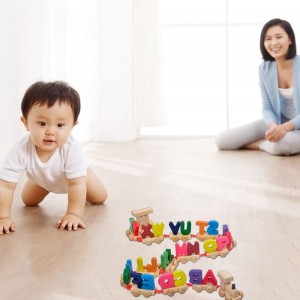 Medinis traukinys su raidelėmis "Traukinukas Nukas 2"