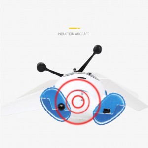 Skraidantis žaislas "Puikusis robotukas"