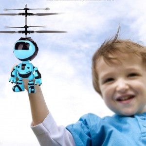 Skraidantis žaislas "Puikusis robotukas 2"