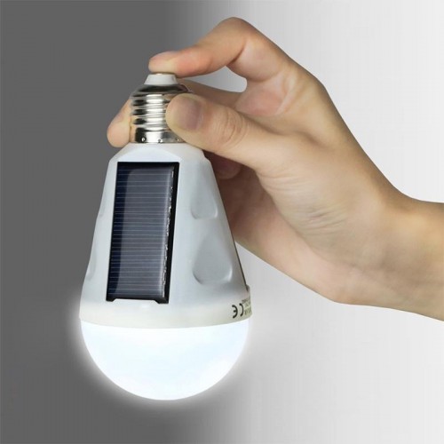 Saulės energija įkraunamas šviestuvas "Aukščiausia klasė 16" (400 LM)