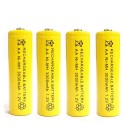 4 įkraunamos 1800mAh AAA baterijos