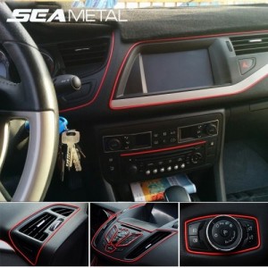 Dekoratyvinė vidaus apdailos juosta automobiliui "Renova