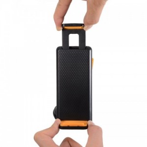 Universalus mobilaus telefono laikiklis automobiliui (7-11")