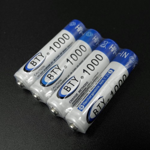 4 įkraunamos BTY 1000mAh AAA baterijos