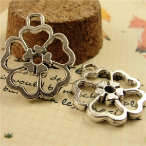 Dekoratyviniai puošybos elementai "Sidabrinė Tibeto gėlelė" (50 vnt.)