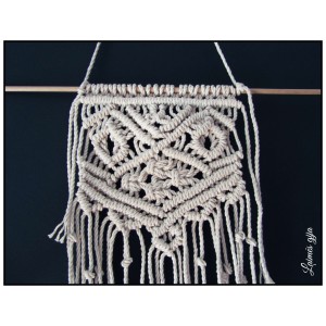 Pintukas baltų ženklų motyvais "Akys"