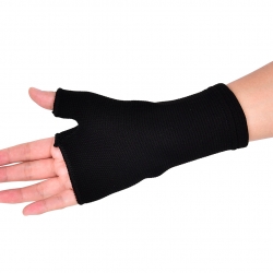 Riešo įtvaras "Tvirtoji ranka" (sportui, ventiliuojantis, elastingas)