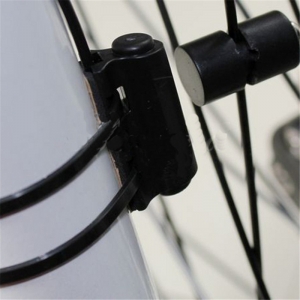 Dviračio kompiuterio "Profesionalas 2" tvirtinimo sistema